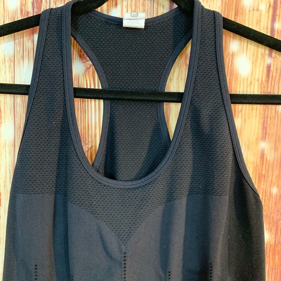 Fabletics Racerback Athletic Mesh Blk  Size Medium - Picture 2 of 13